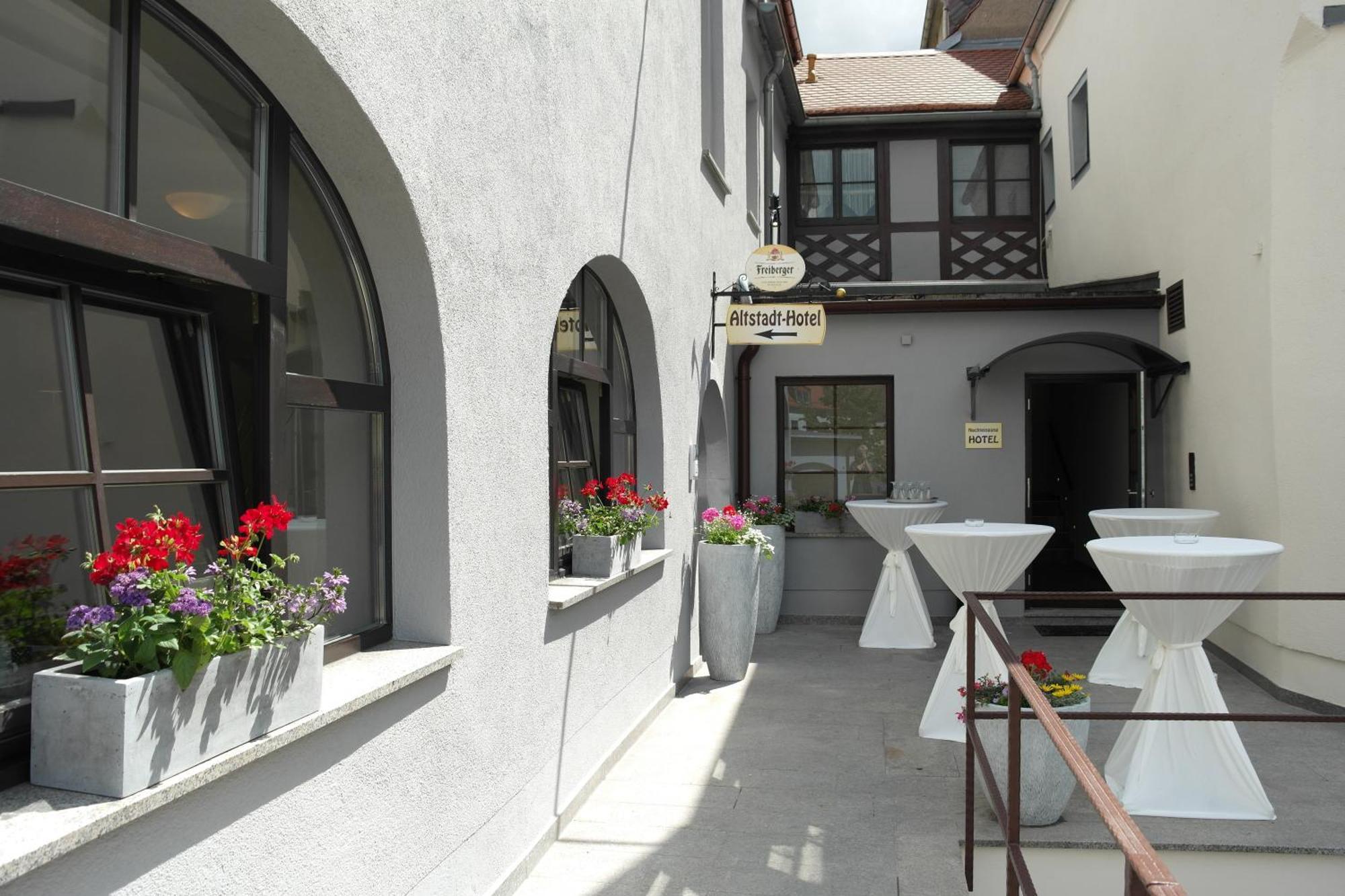 Altstadt-Hotel Фрайберг Экстерьер фото